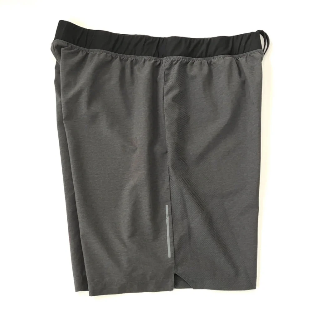 ASICS Men's XL Gray with Black Workout Shorts MEN'S 9IN ASICS MIXER SHORT - Picture 12 of 14